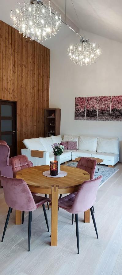 Ravila Puhkemaja Kuressaare Ngoại thất bức ảnh